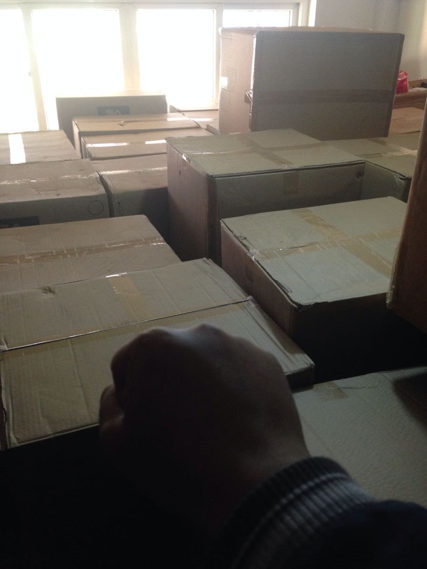 公司转了仓库还有一百七十多万高档家用品 找淘宝合作者免费铺货